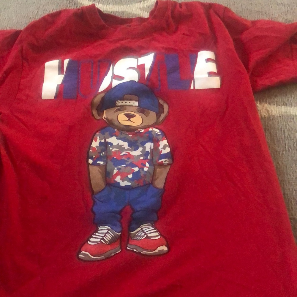 Tee shirt